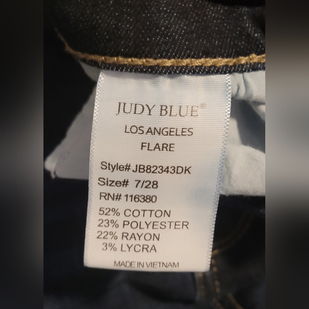 Judy Blue Lily High Rise Raw Hem Flare Dark Wash Jeans - Size 7/28 - Picture 14 of 15